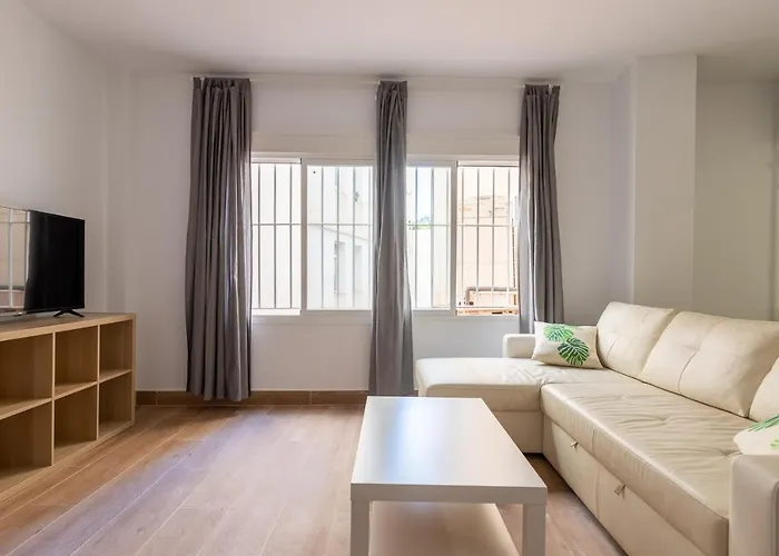 Fun Building By Homeabout * מאלגה