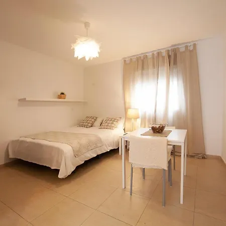 Fun Building By Homeabout Málaga