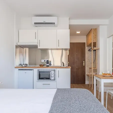 Fun Building By Homeabout Málaga