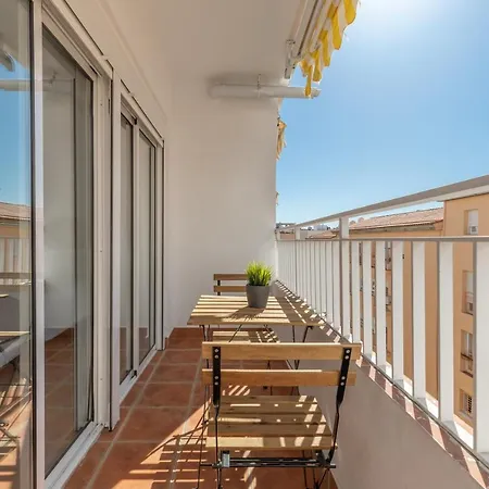 Fun Building By Homeabout Lägenhet Málaga