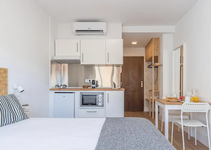 Fun Building By Homeabout Málaga