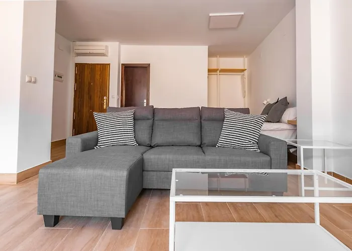 Fun Building By Homeabout Málaga