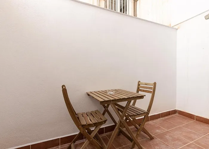 Fun Building By Homeabout Appartement *
