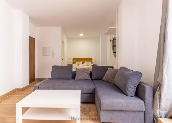 Fun Building By Homeabout Appartement *