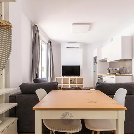 Appartement Fun Building By Homeabout *